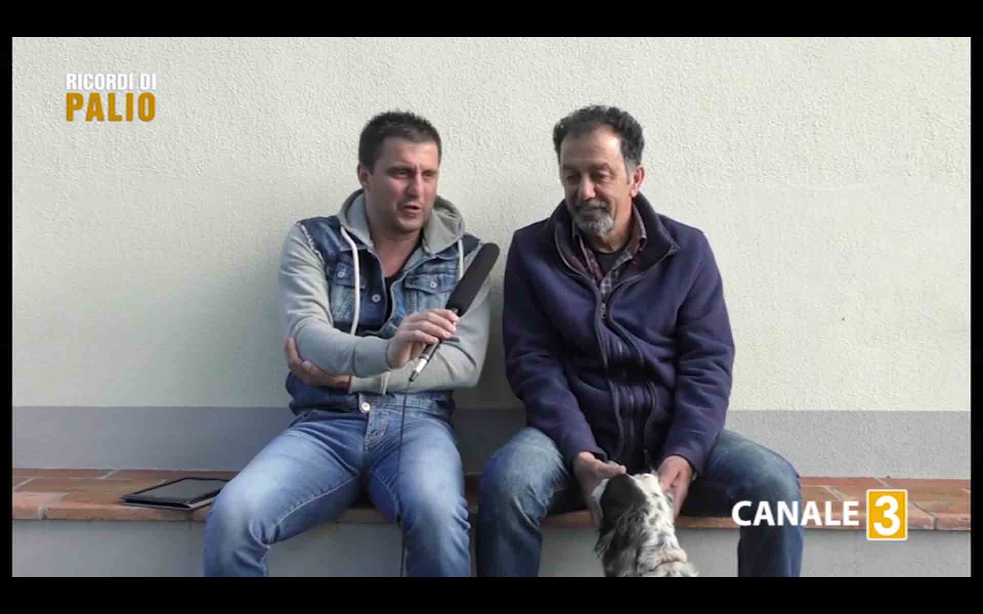 Massimo Alessandri detto Bazzino, grande fantino del Palio di Siena, insieme a Michele Fiorini, durante l'intervista