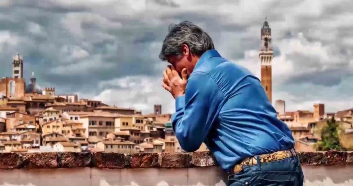 Giuseppe Pes detto Il Pesse in un momento di commozione durante la nostra intervista del Gruppo Ricordi di Palio